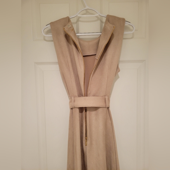 CALVIN KLEIN FAUX SUEDE Sleeveless Dress Tan Sz 8 *LIKE NEW* - Picture 8 of 9